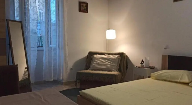 Studio Apartment Nika, Prenota Appartamento Splitska 