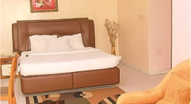 Люкс GoldRush Suites