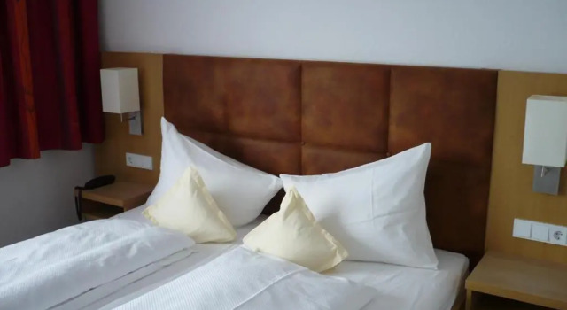 Двухместный номер Standard с балконом Hotel Garni Noval