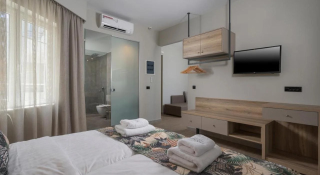 Mare Blue & Suites, Забронировать Отель Отели Георгиуполиса с парковкой, Парковка