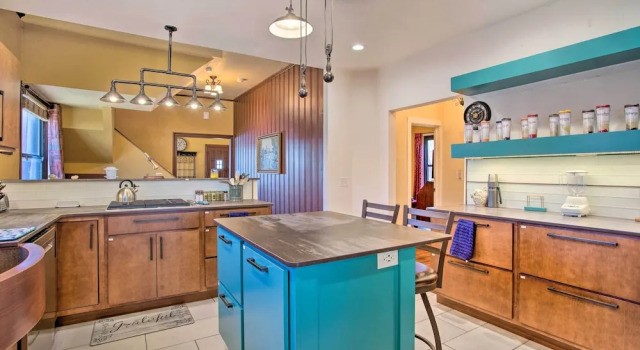 Коттедж Pet-friendly OKC Home w/ Yard ~ 5 Mi to Dtwn!