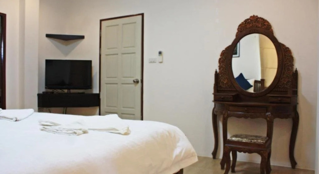 Poonsiri Private Pool Villa Aonang, Забронировать Вилла Виллы провинции Краби, рядом с Ao Nang Krabi Boxing Stadium, Вилла