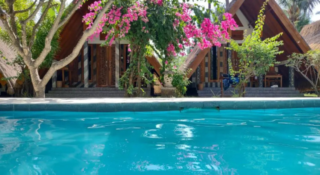 Бунгало Superior с красивым видом из окна Lucys Garden Hotel