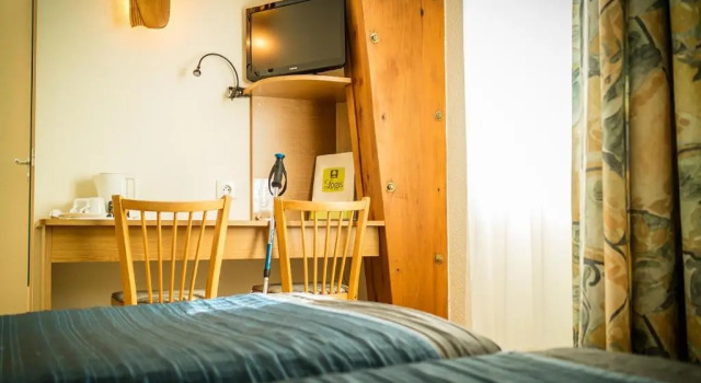 Двухместный номер Standard Logis Hôtel Restaurant de la Poste et La Grange Détente, espace bien-être