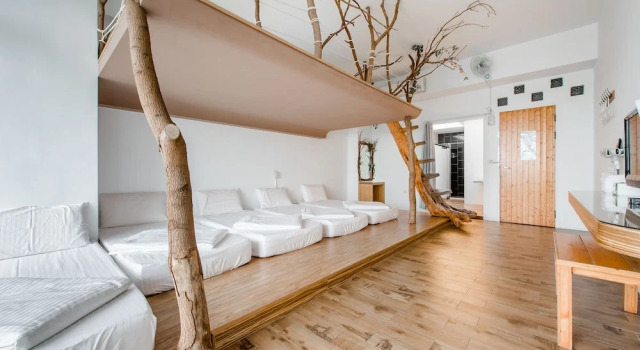 Standard- familie værelse med altan med havudsigt White Lighthouse B&B