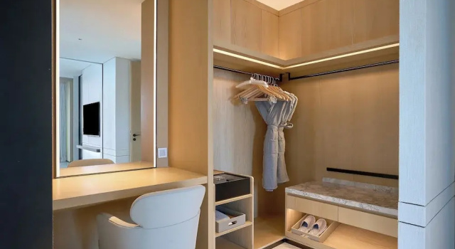 Люкс с балконом и с видом на море Grand Ocean View Hotel Zhuhai