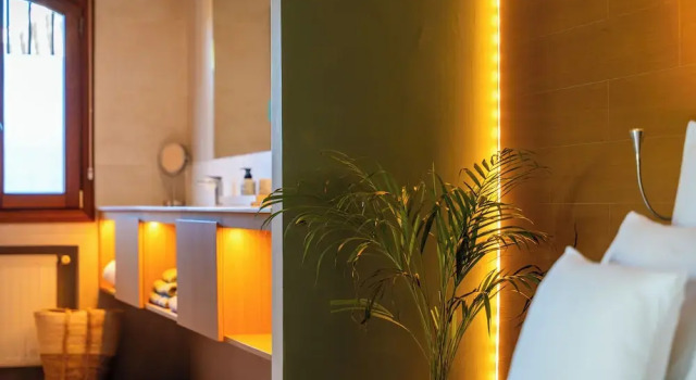 Четырёхместный номер Superior с видом на бассейн CASA TESS boutique hotel