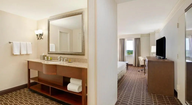 Номер Standard с видом на город Hilton Jackson