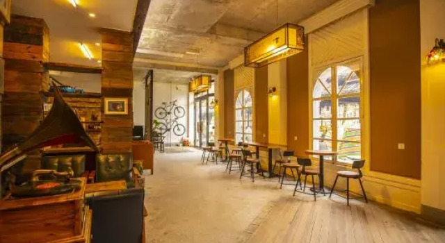 Zhenyuan Diezhuang Youyi Nan'an Homestay, Rezerwuj Hotel Hotele w Qiandongnan z parkingiem, Parking