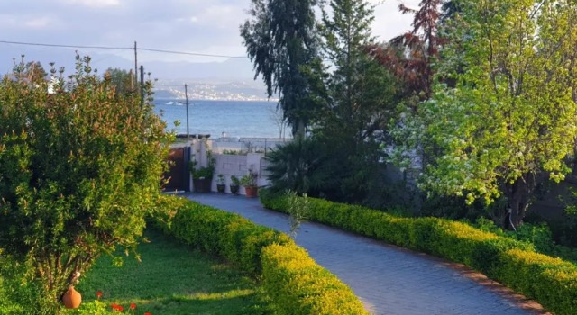 Вилла Marathi Oasis Beach Villa