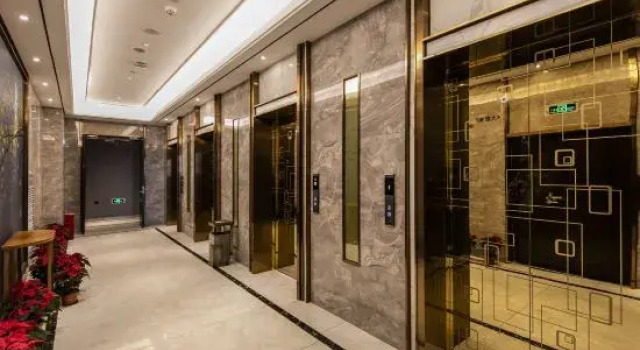 Western Fortune Hotel (Fuzhou Mawei Famous City Center), Rezerwuj Hotel Hotele w Mawei z parkingiem, Parking