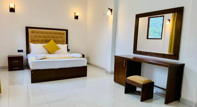Heaven Breeze Kandy, Забронировать Отель Отели Канди с парковкой, рядом с Kandy Central Hospital, Парковка