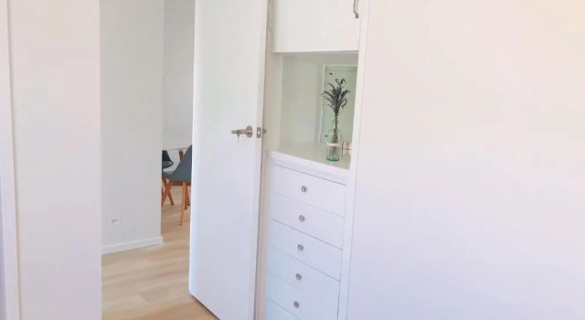 Bright Eden Park two bed townhouse private parking, Rezerwuj Hotel Auckland 