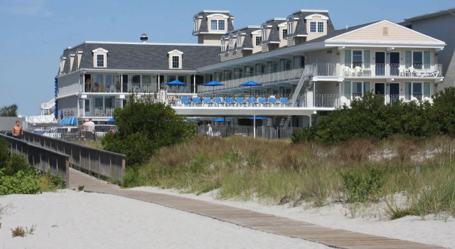 Fleur De Lis Beach Motel, Varaa Motelli Hotellit Wildwoods Beach pysäköinnillä, Pysäköinti