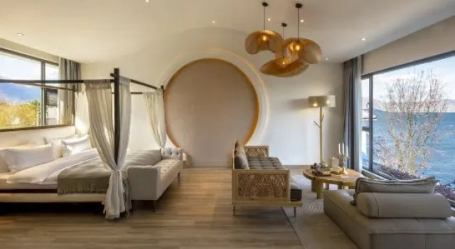 Люкс с красивым видом из окна Heirloom Courtyard Erhai Hotel