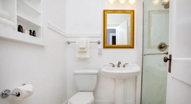 Run of House MarQueen Hotel - NEWLY RENOVATED