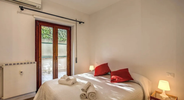 Ml Apartment - Ardesia Terrace Colosseo - 2bdr, Забронировать Апартаменты/квартира Апартаменты Рима, рядом с Piazza San Giovanni in Laterano, Апартаменты/квартира