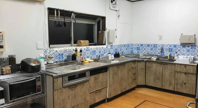 Кровать в общем номере Guesthouse-Lahar- Hostel