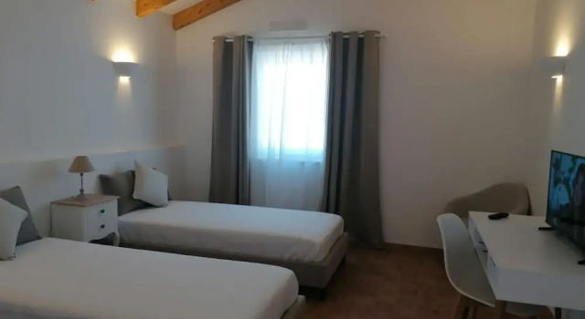 Ares do Monte - Turismo Rural, Prenota Casa vacanze Hotel a Alentejo con parcheggio, Parcheggio