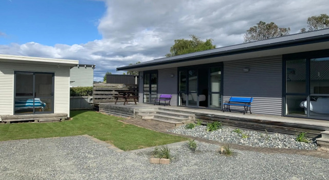 A Beauty on Bligh St Te Anau