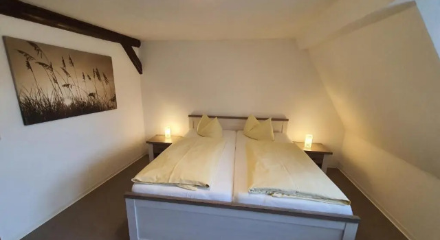 Апартаменты Hotel Zur Goldenen Sonne