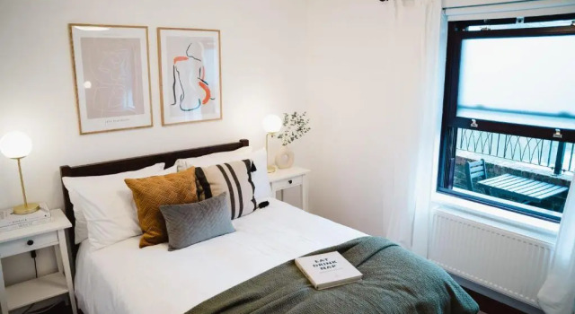 Апартаменты Stunning Riverside Oxford Apartment with Parking