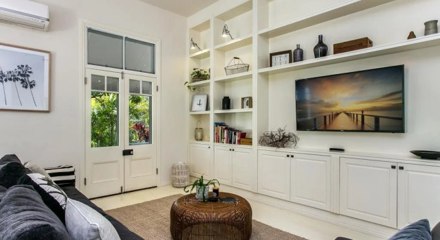 Byron Creek Homestead, Book Hotel Talofa Australia