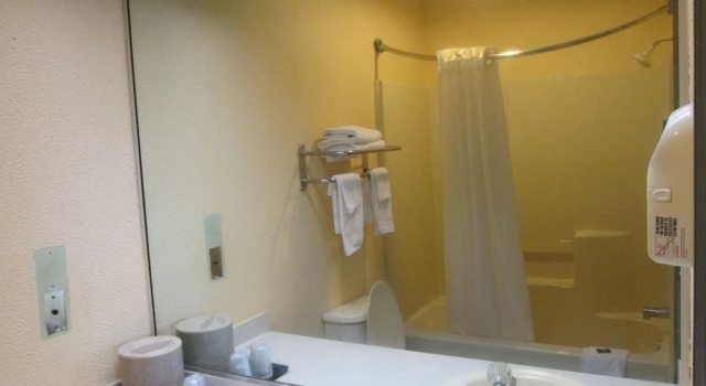 Номер Deluxe Deluxe Inn