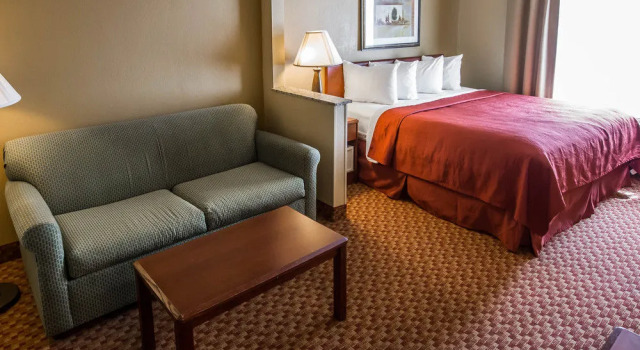 Quality Inn & Suites South, 预订 酒店 乔利埃特 Chicago Southwest Suburbs