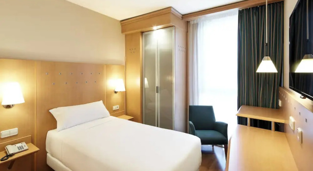 Одноместный номер Economy Sercotel Porta Barcelona
