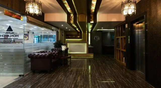 Люкс Hotel Monarch International