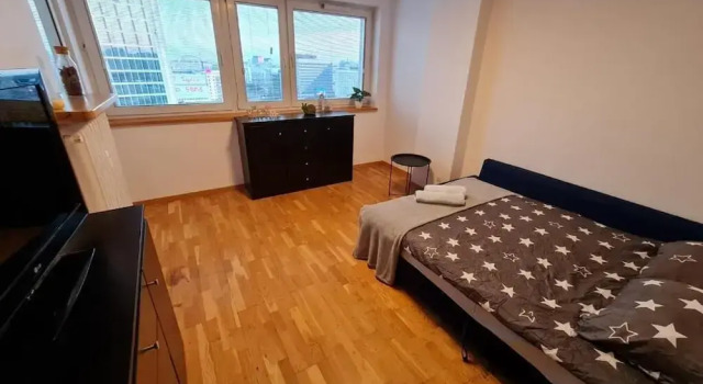 Fantastic-Inn Warszawa - CH35, Забронировать Отель Варшава Мазовецкое воеводство, рядом с ОРКО Тауэр