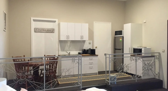 Студия Deluxe Fairway Manor Accommodation