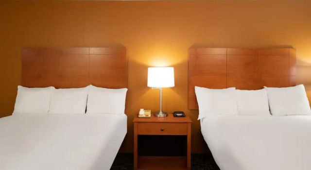 Четырёхместный номер Standard Baymont by Wyndham Savannah I-95