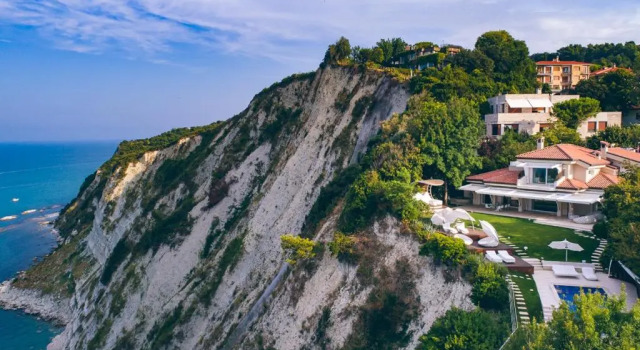 Вилла Villa STAMIRA