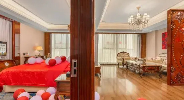 Двухместный люкс Business Vienna International Hotel(Lecong Center Branch)