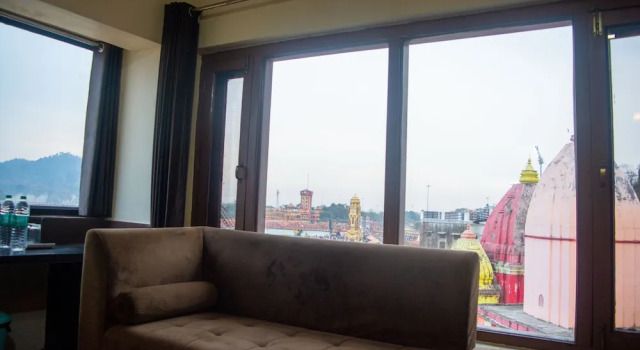 Номер Superior Hotel Ganga Basin