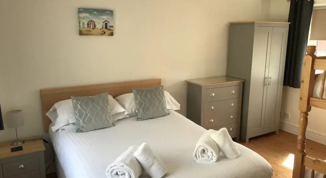Семейные апартаменты с видом на горы The Oasis Hotel