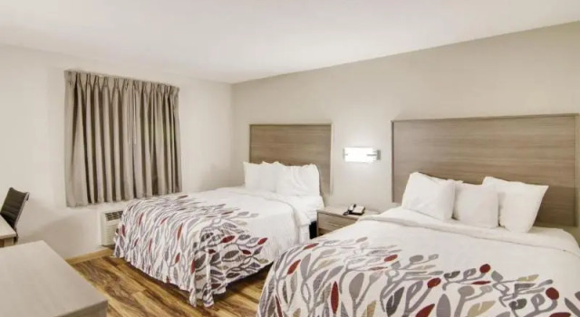 Люкс Red Roof Inn & Suites Pensacola-NAS Corry