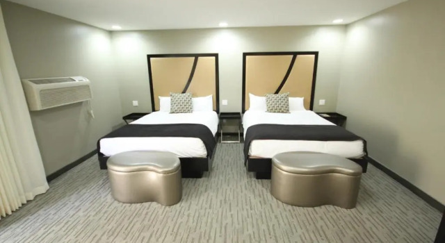 Четырёхместный номер Standard Grandview Inn