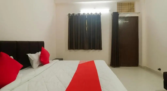Krishna Palace by OYO Rooms