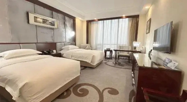 Двухместный номер Business Baiyunbian Hotel