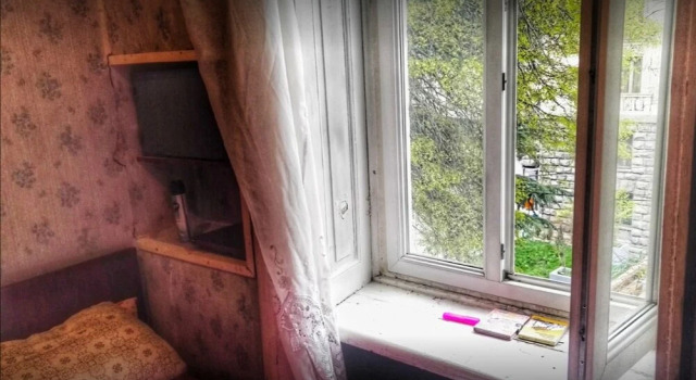Amoun Hostel, Забронировать Хостел Хостелы Тбилиси, рядом с Площадь героев, Хостел