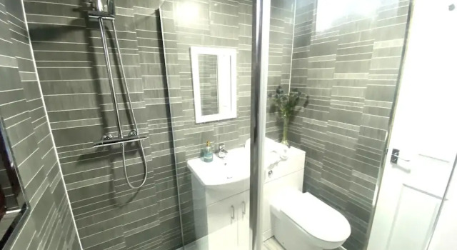 Номер Standard 4 Bed House - Sleeps 9 - Hottub - Parking