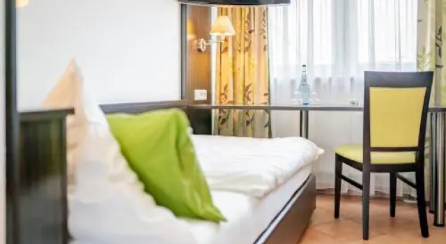 My Airport Hotel STUTTGART-AIRPORT-MESSE, Забронировать Отель Отели в центре Лайнфельден-Эхтердинген, в центре
