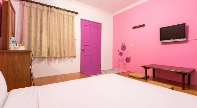 Dog House, Prenota Bed & breakfast Hotel economici a Taitung