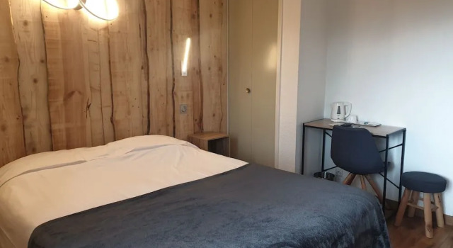 Hotel le YAKA, Rezervovat Hotel Hotely v Les Angles s parkováním, Parkování