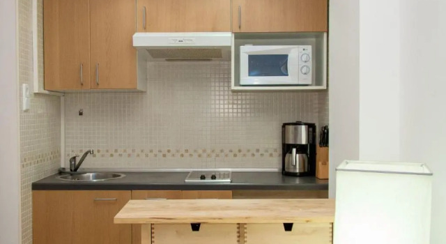 Bcn - Loft Parc Guell, Забронировать Отель Грасиа Барселона, рядом с Холм Туро-де-ла-Ровира
