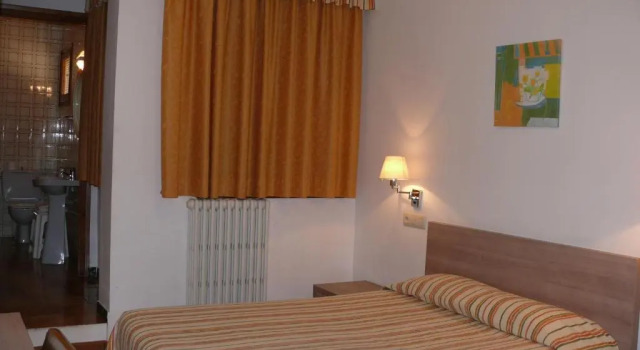 Двухместный номер Standard Hostal Muntanya