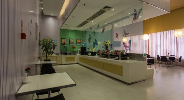 Jinjiang Inn Baoji Gaoxin, Prenota Hotel Hotel a Shaanxi con parcheggio, Parcheggio